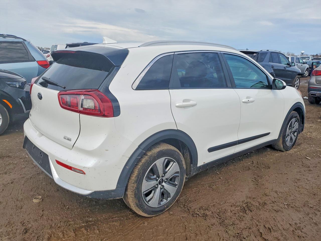 Kia Niro Lx