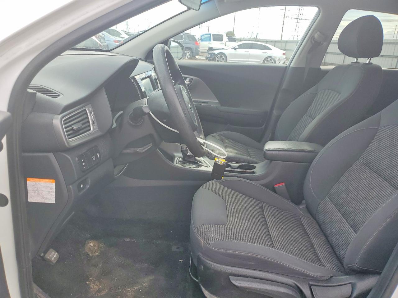 Kia Niro Lx