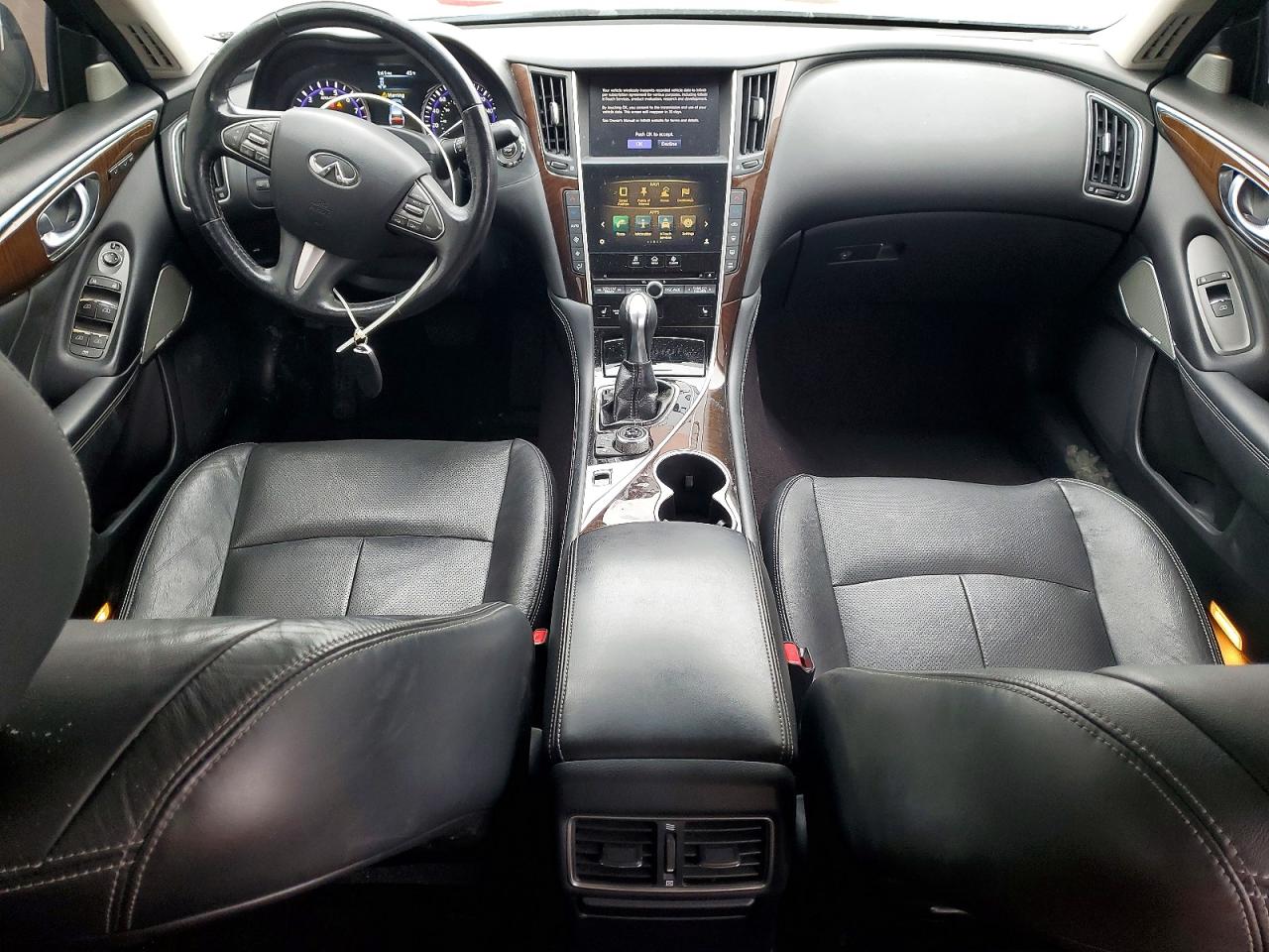 INFINITI Q50 3.0t Premium