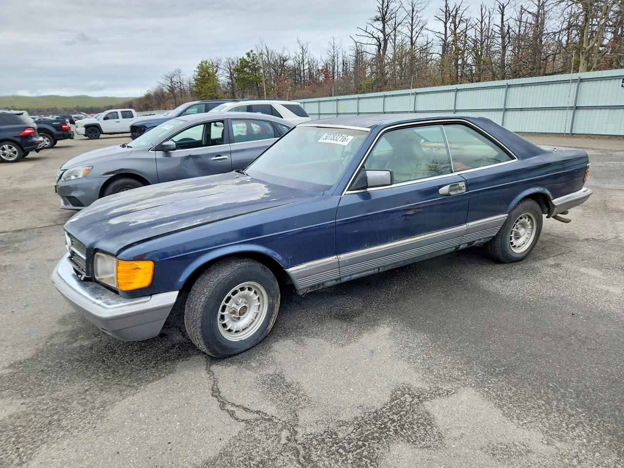 Salvage Mercedes-Benz 380-Class Image