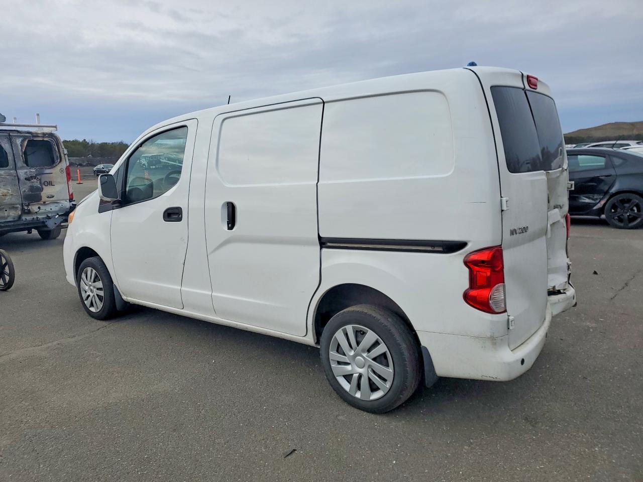 Nissan Nv