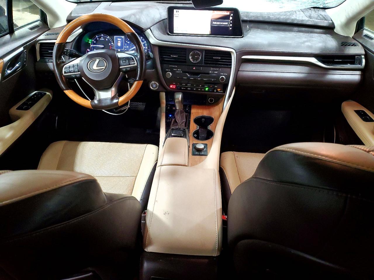 Lexus RX Base