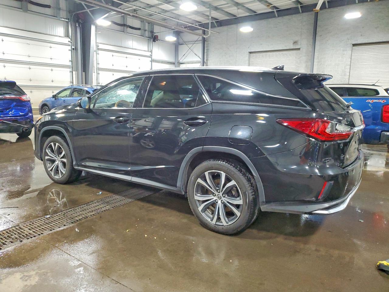 Lexus RX Base