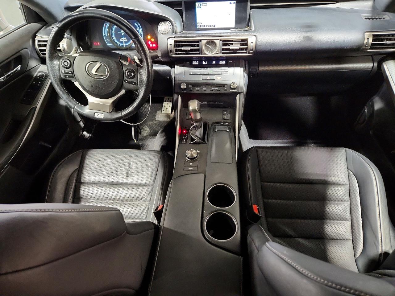 Lexus Is Base