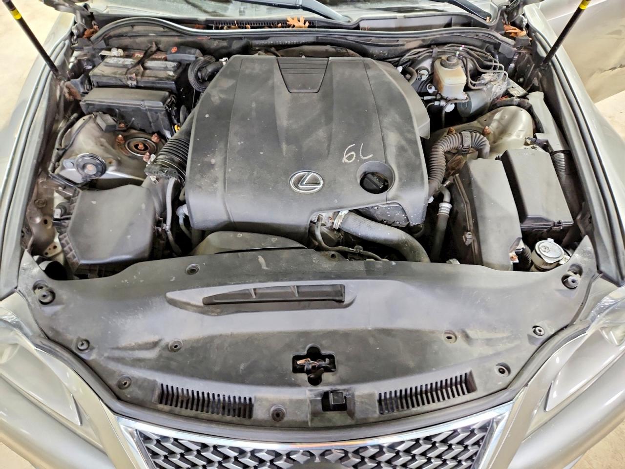 Lexus Is Base