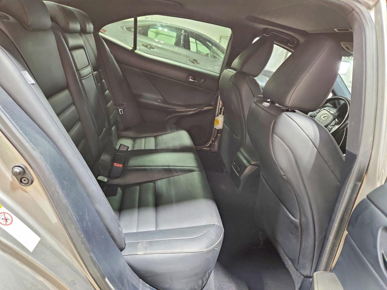 Lexus Is Base