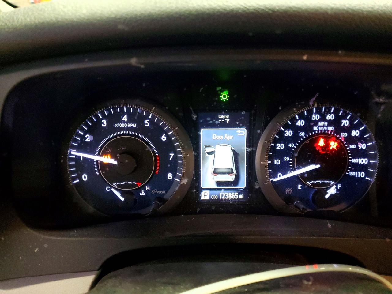 Toyota Sienna Le 8-passenger