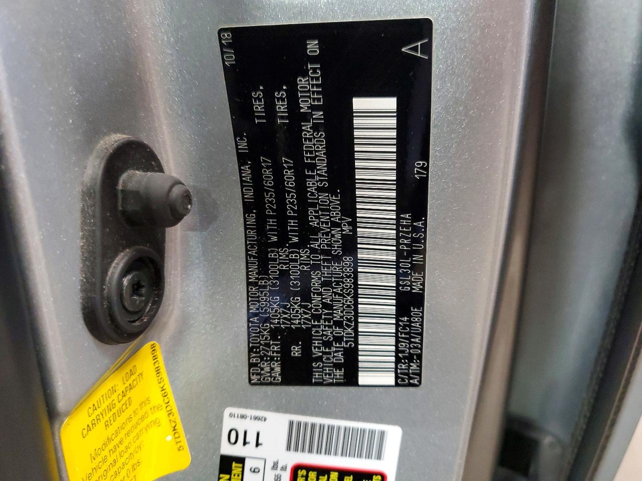 Toyota Sienna Le 8-passenger