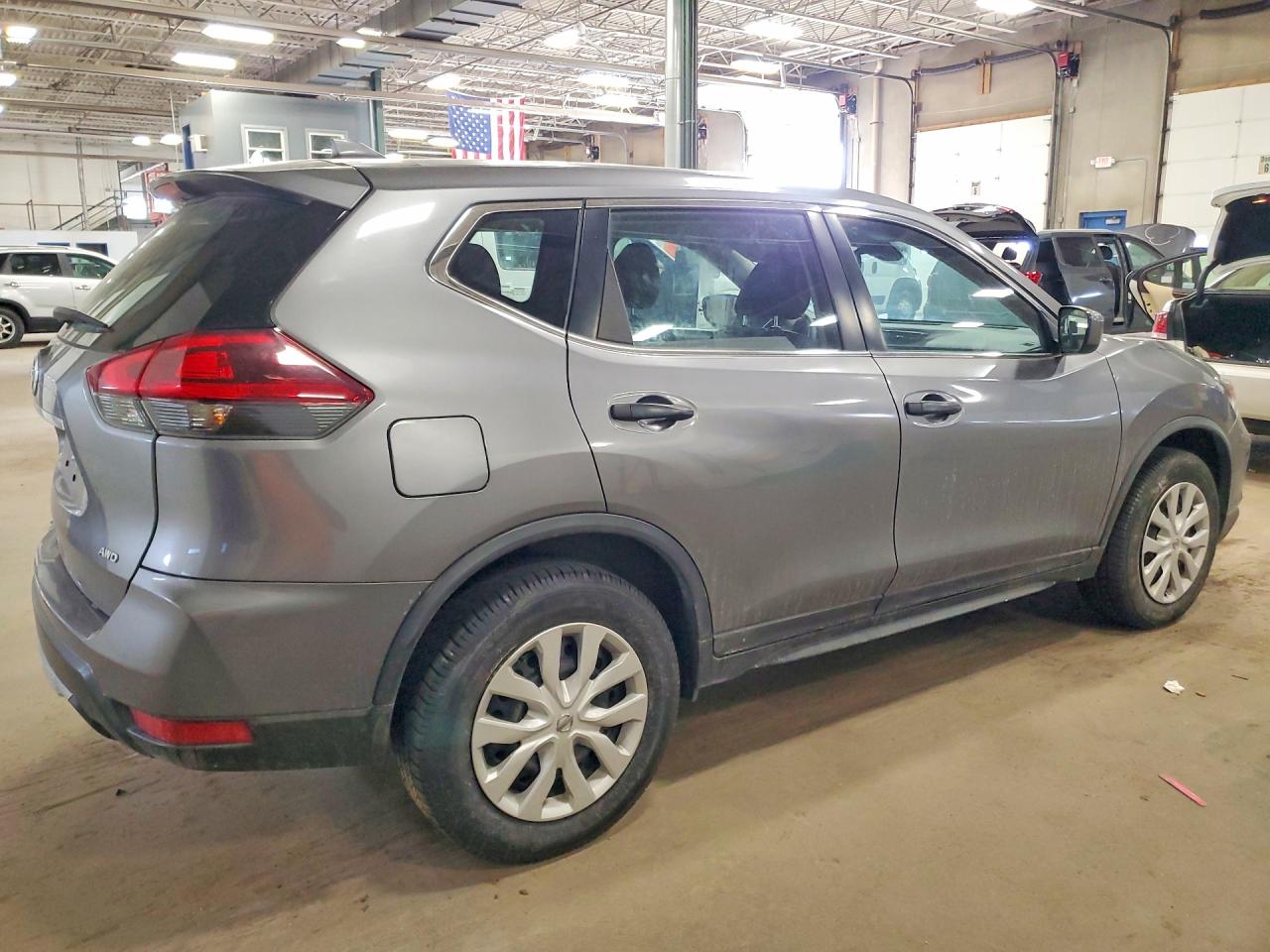 Nissan Rogue S
