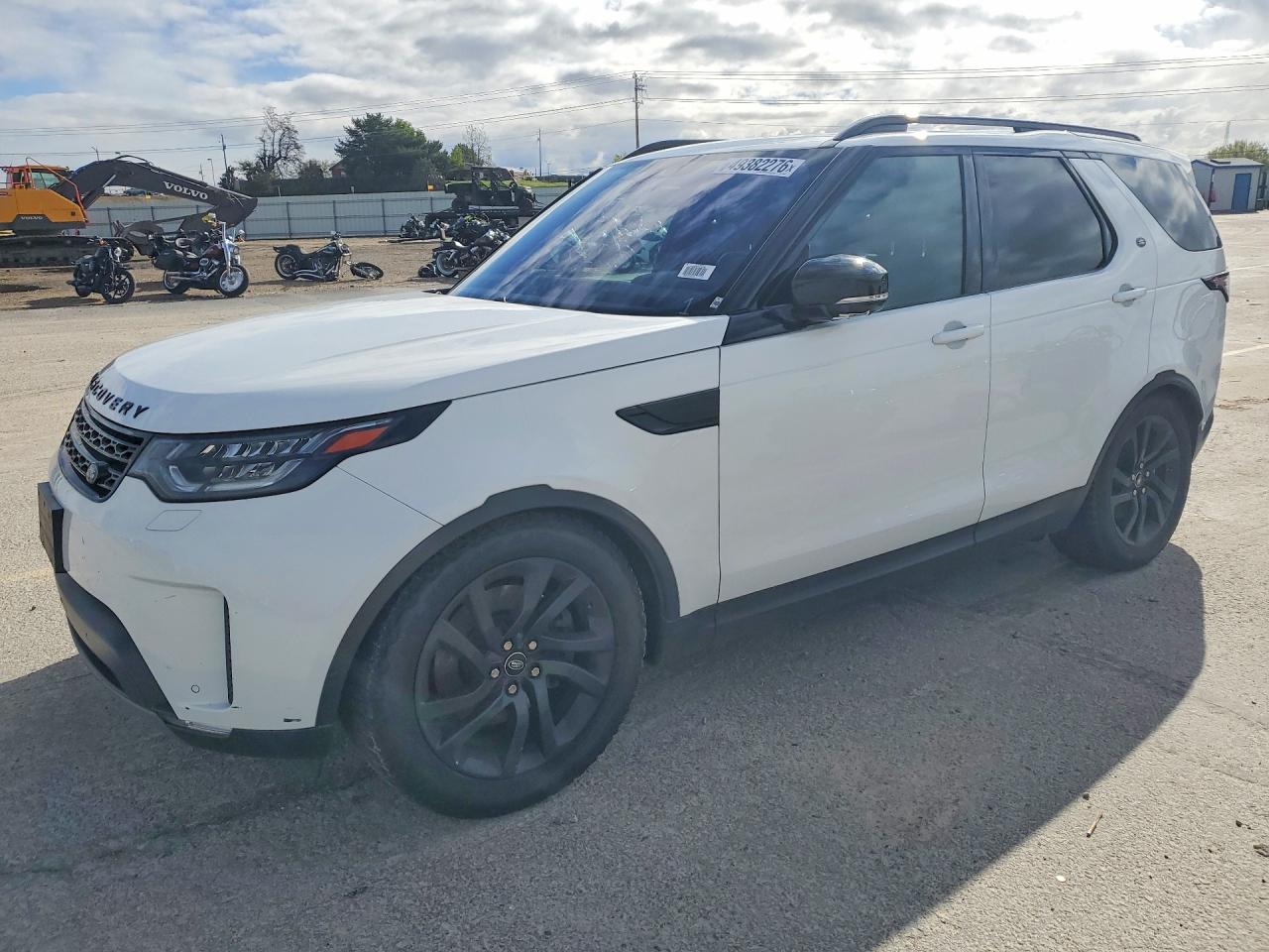 Salvage Land Rover Discovery Image
