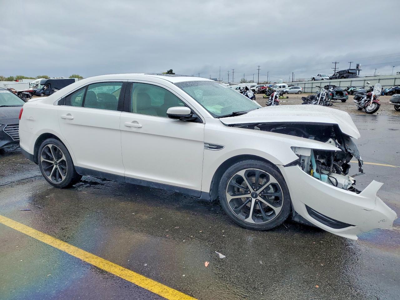 Ford Taurus