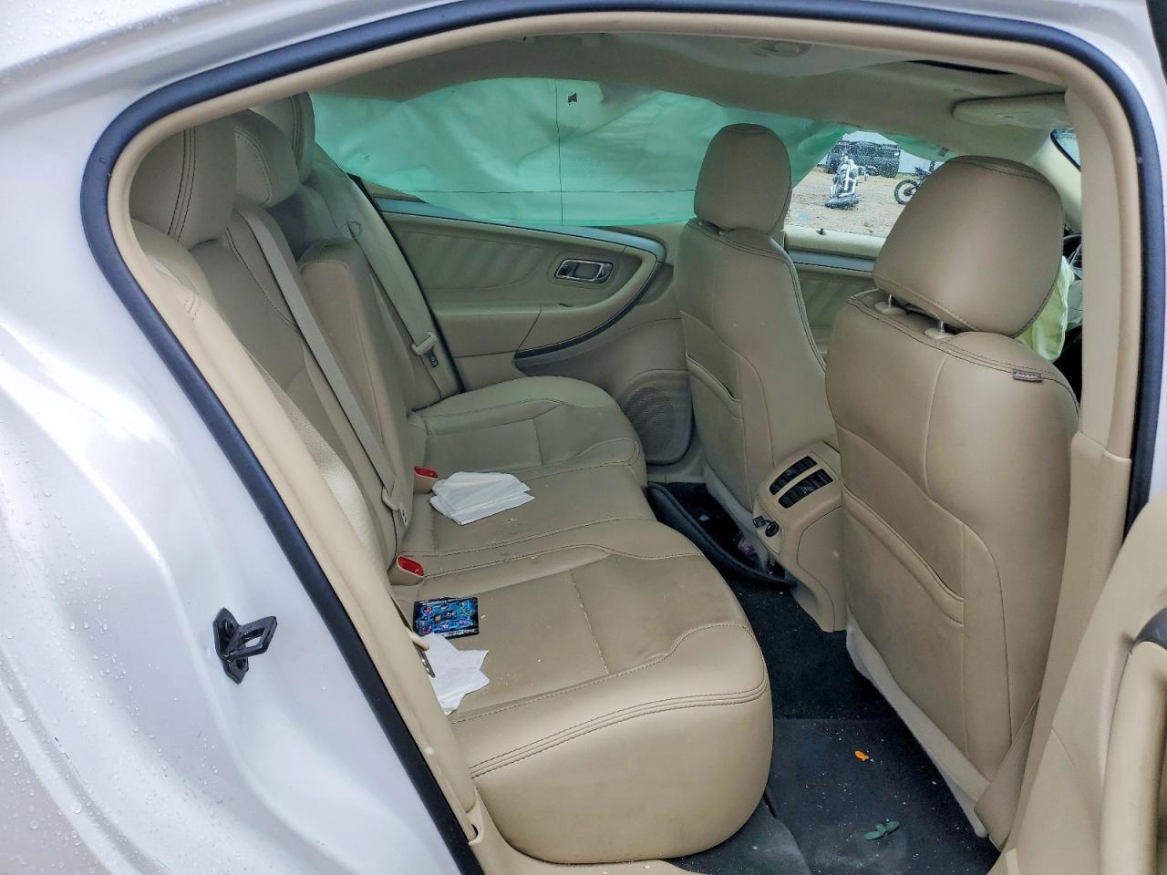Ford Taurus