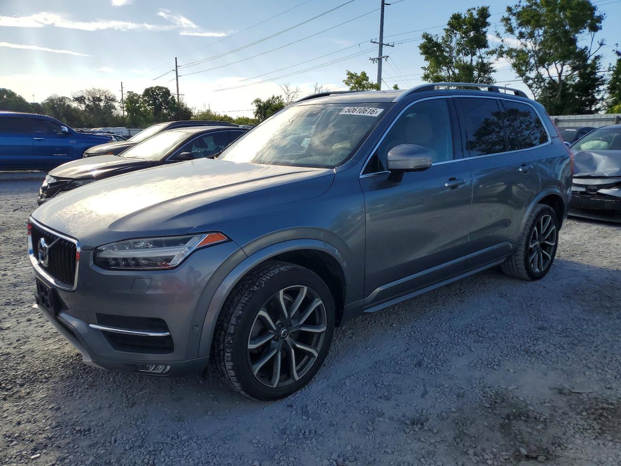 Salvage Volvo XC90 Image