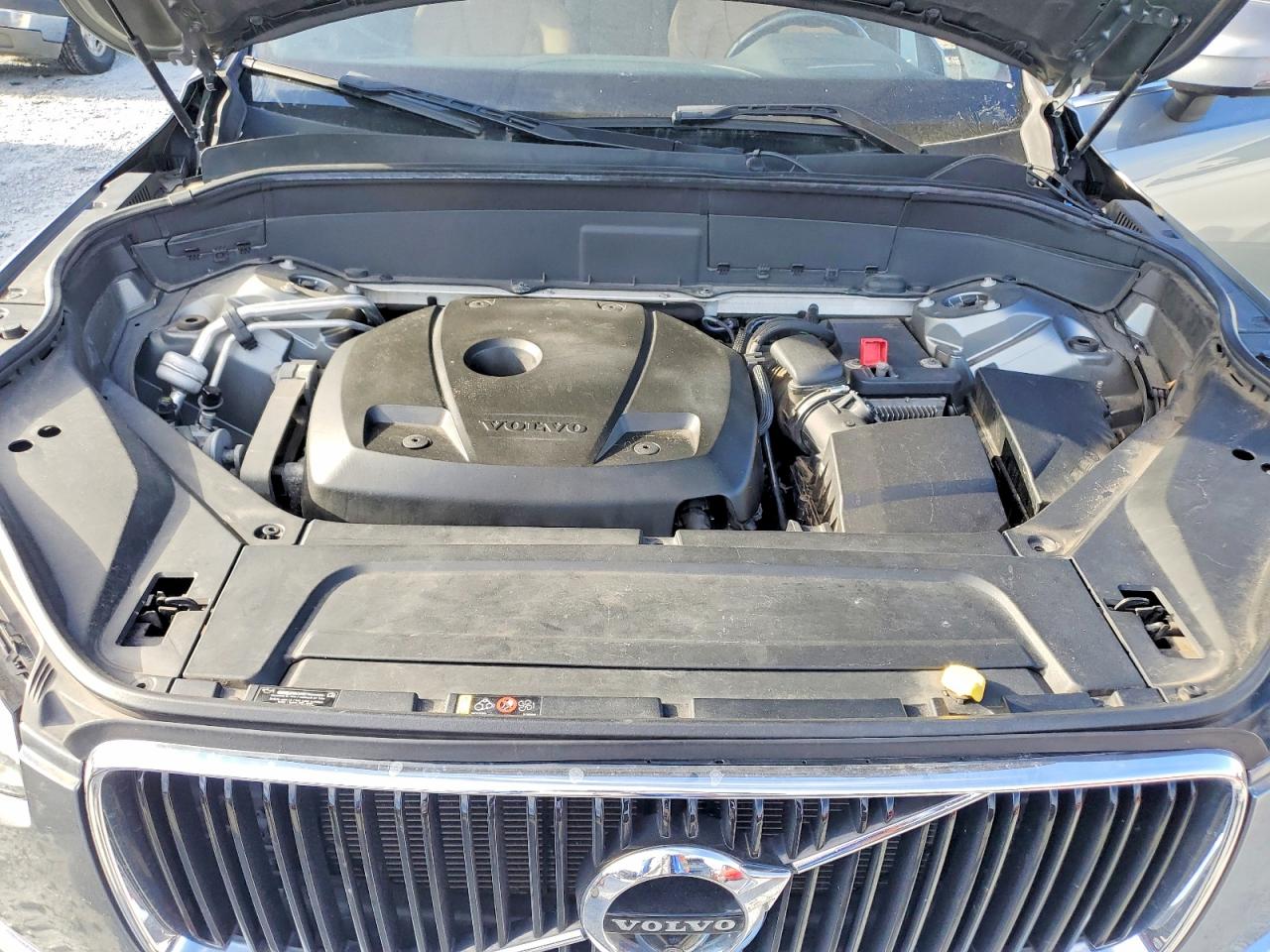 Volvo XC90 T6