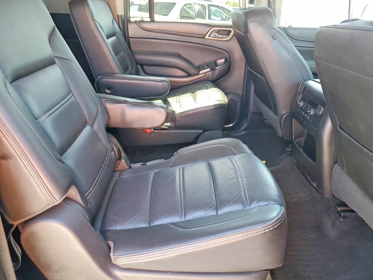 GMC Yukon Denali