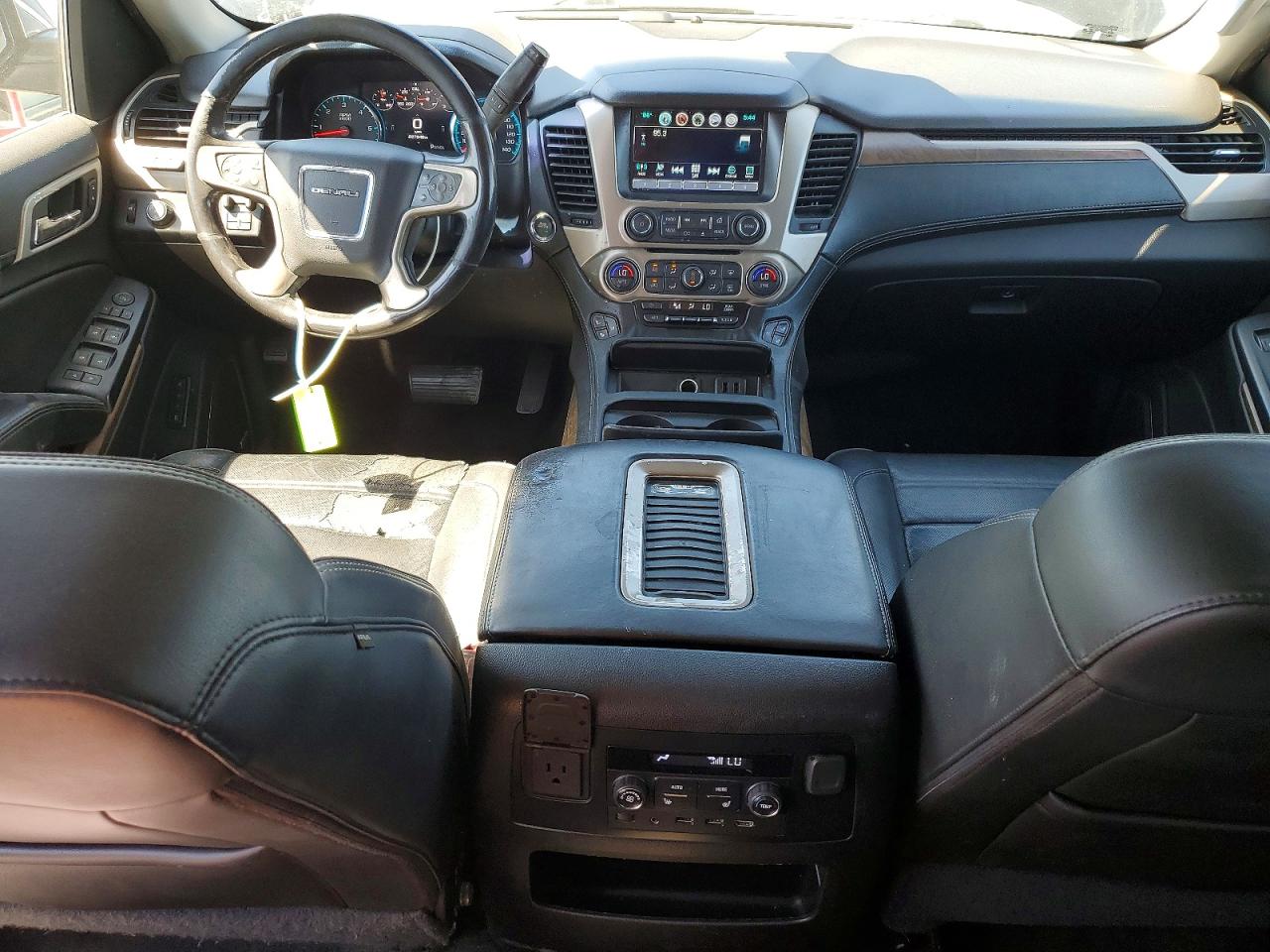 GMC Yukon Denali