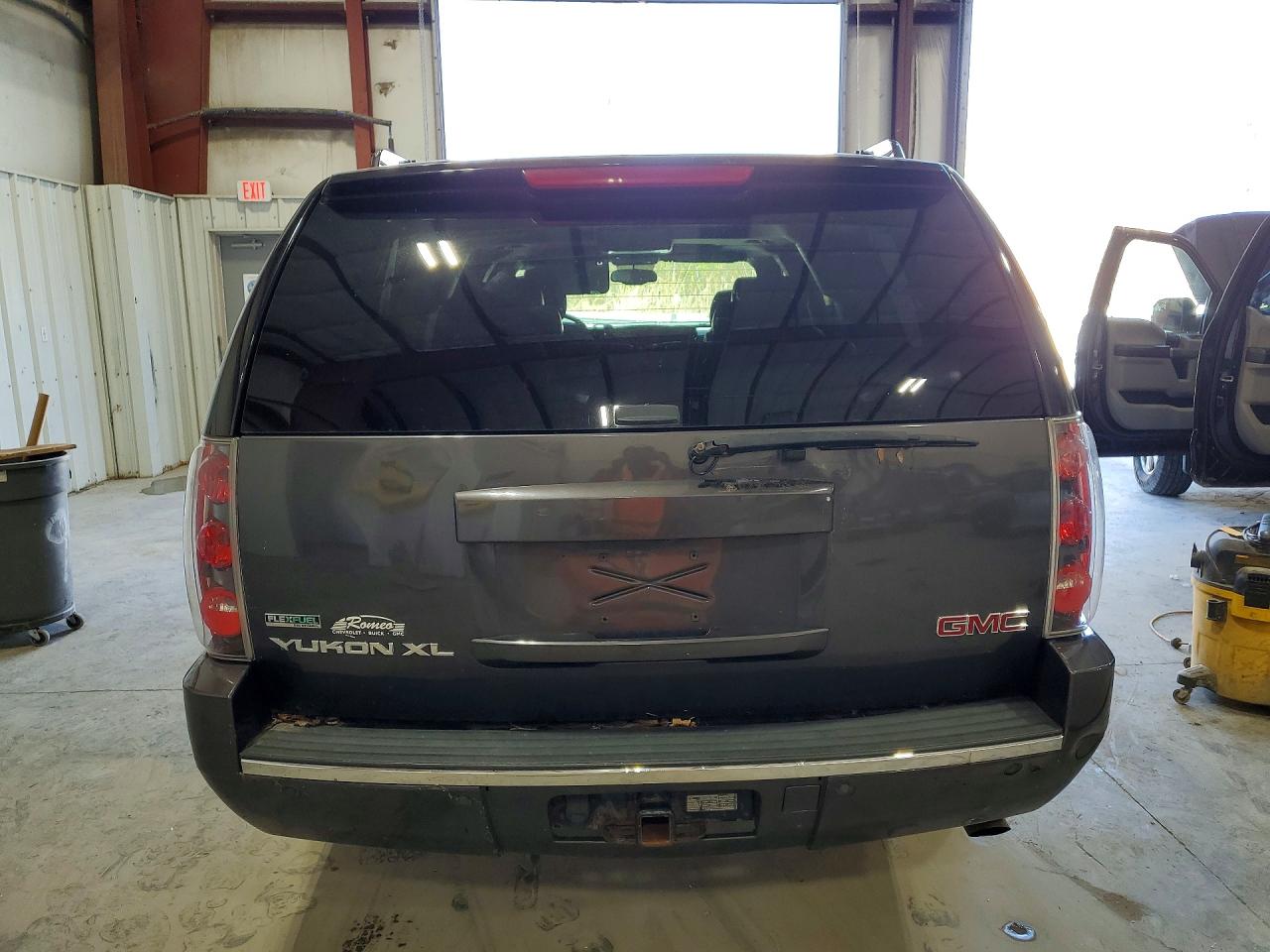 GMC Yukon Denali