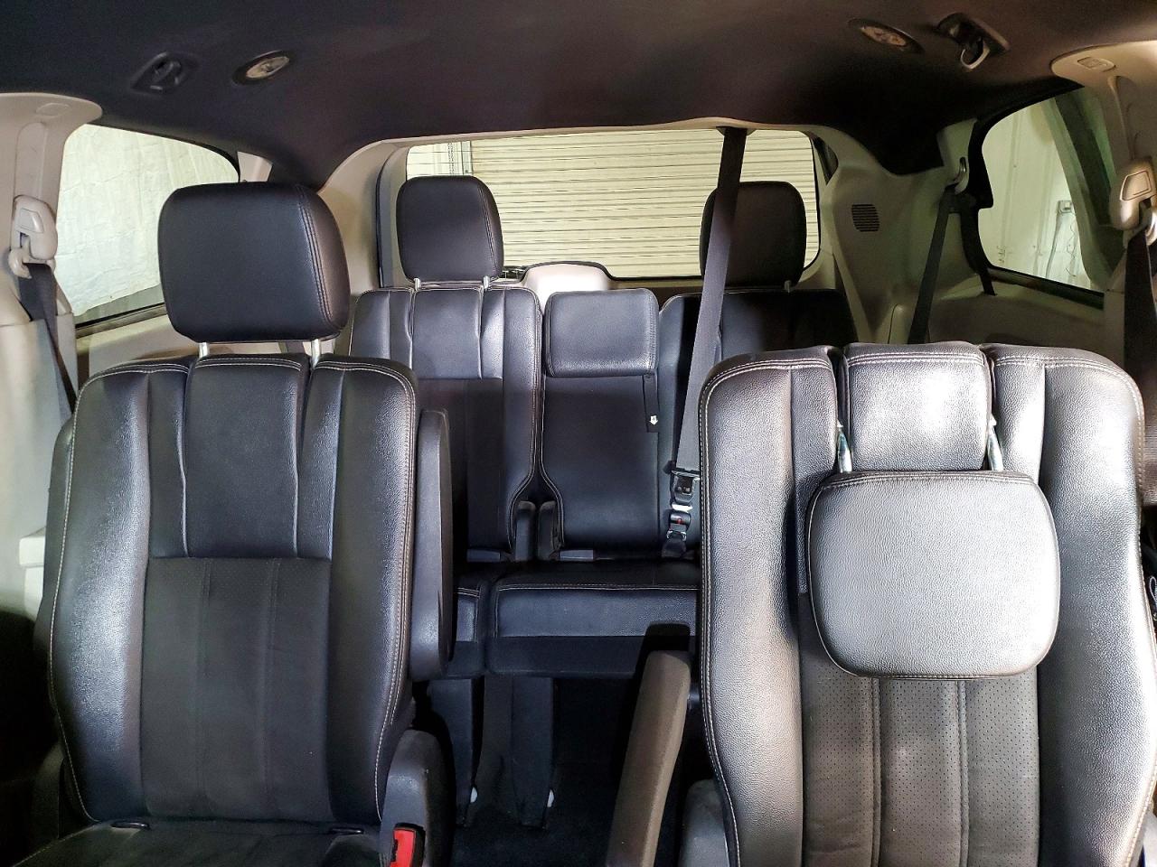 Dodge Caravan Sxt