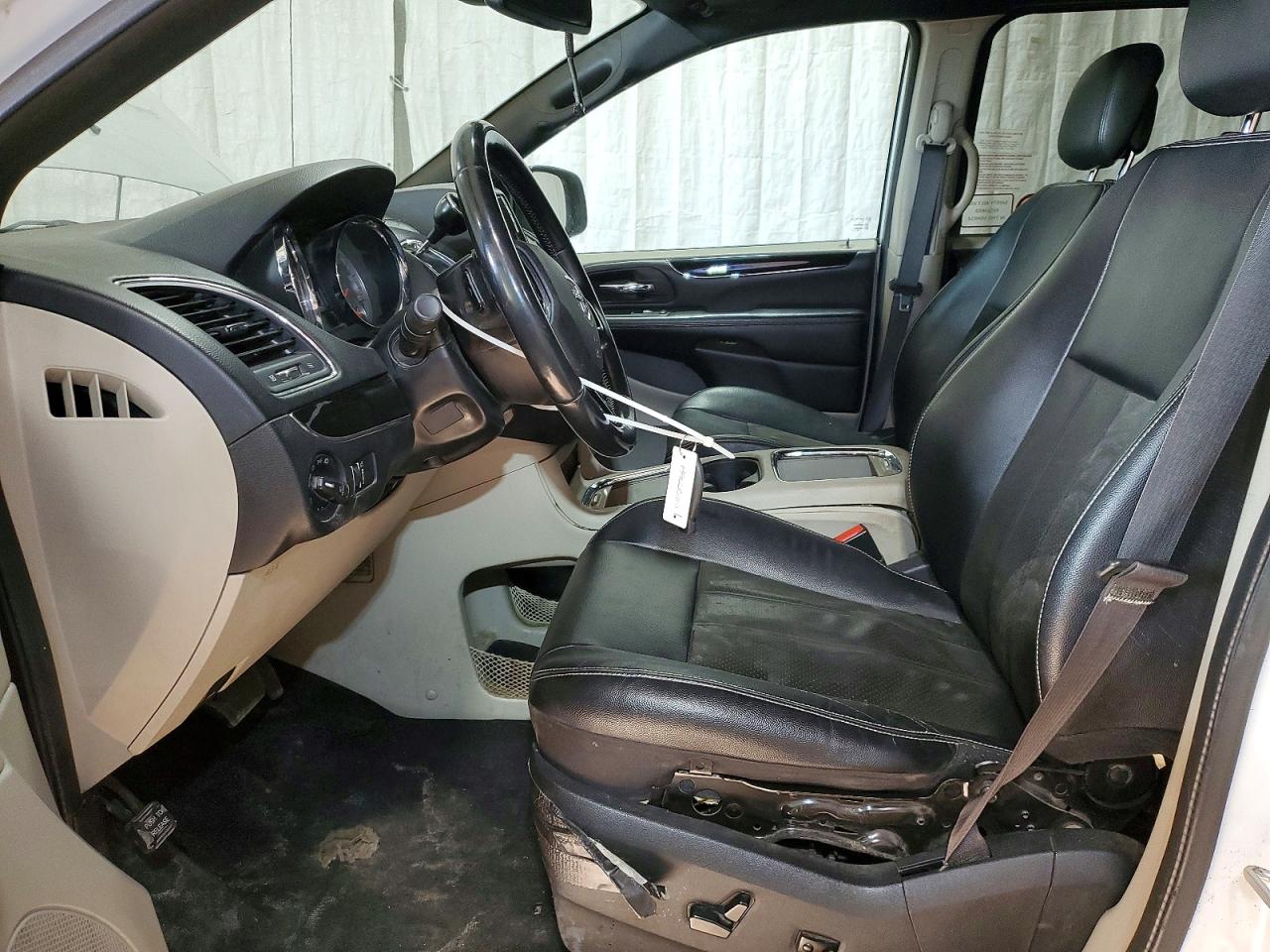 Dodge Caravan Sxt