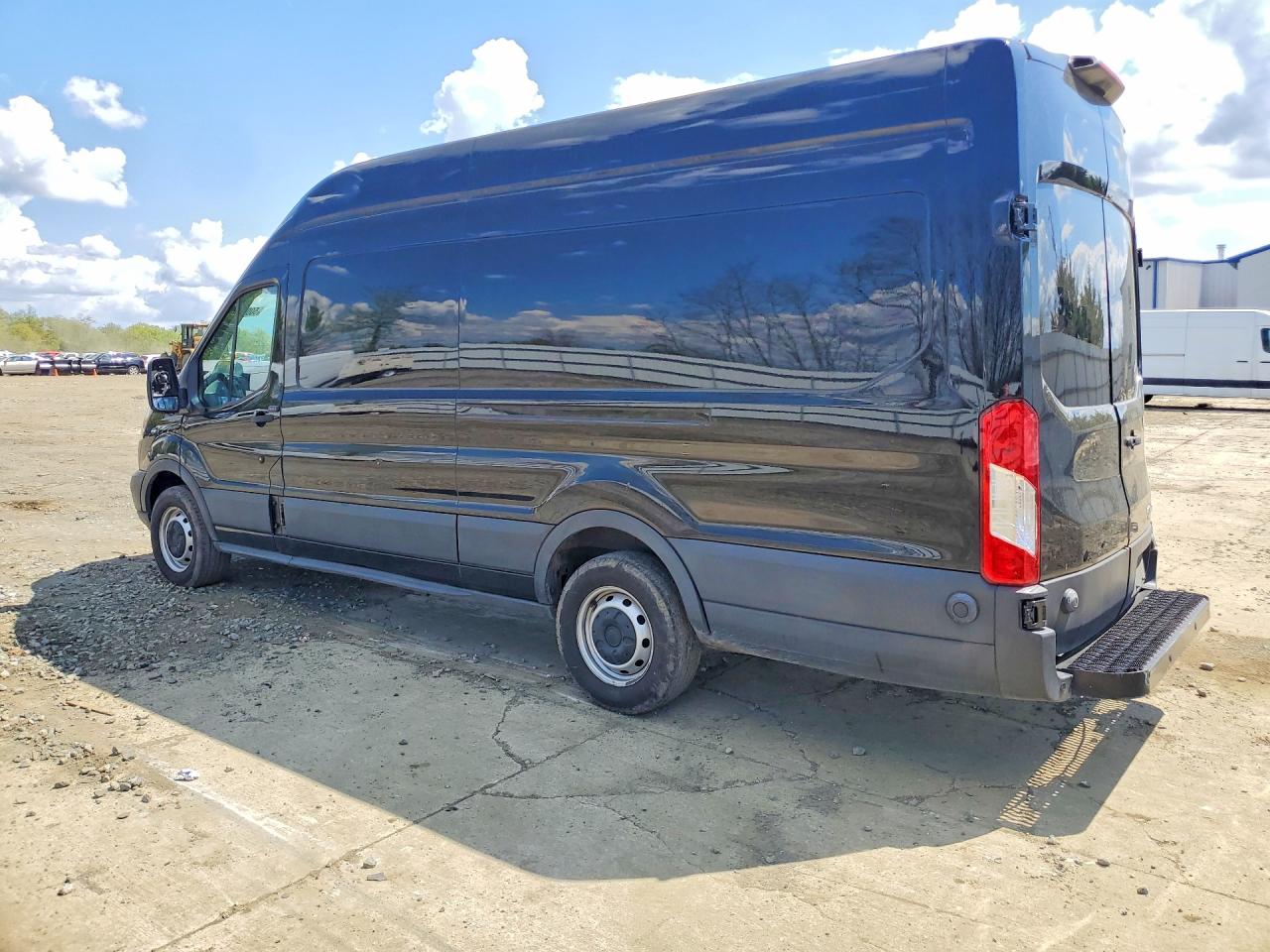 Ford Transit T-250