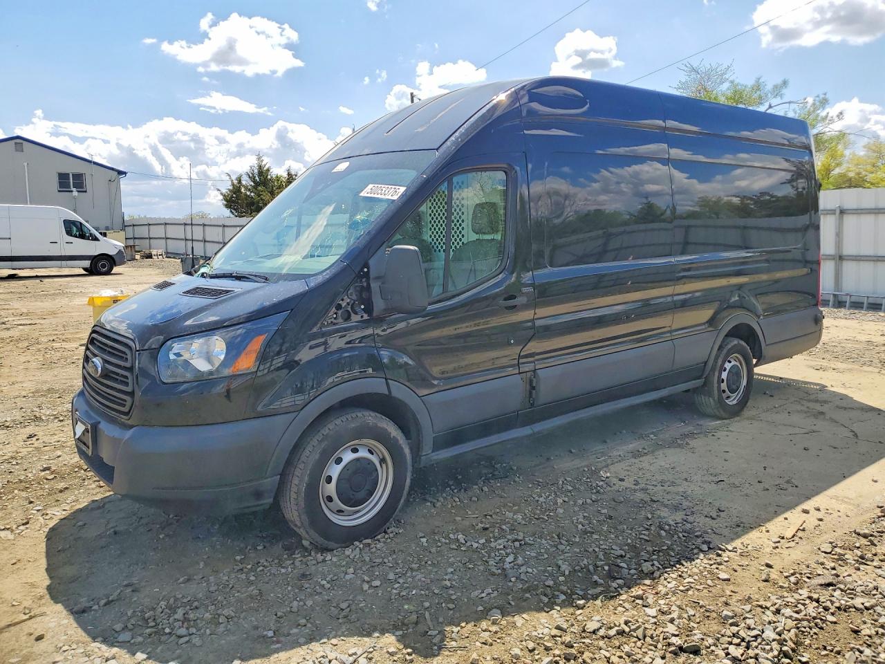 Salvage Ford Transit Image