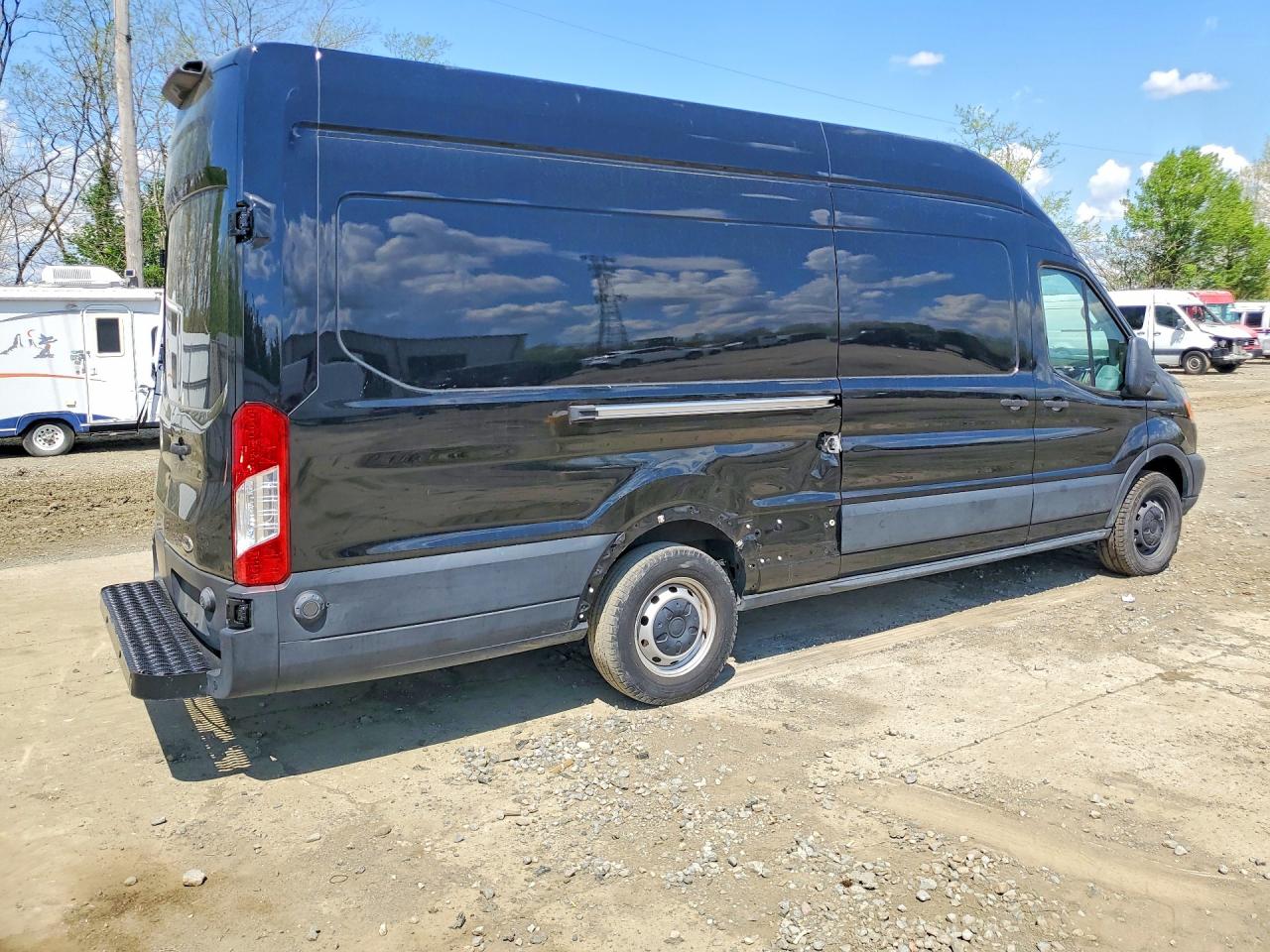 Ford Transit T-250