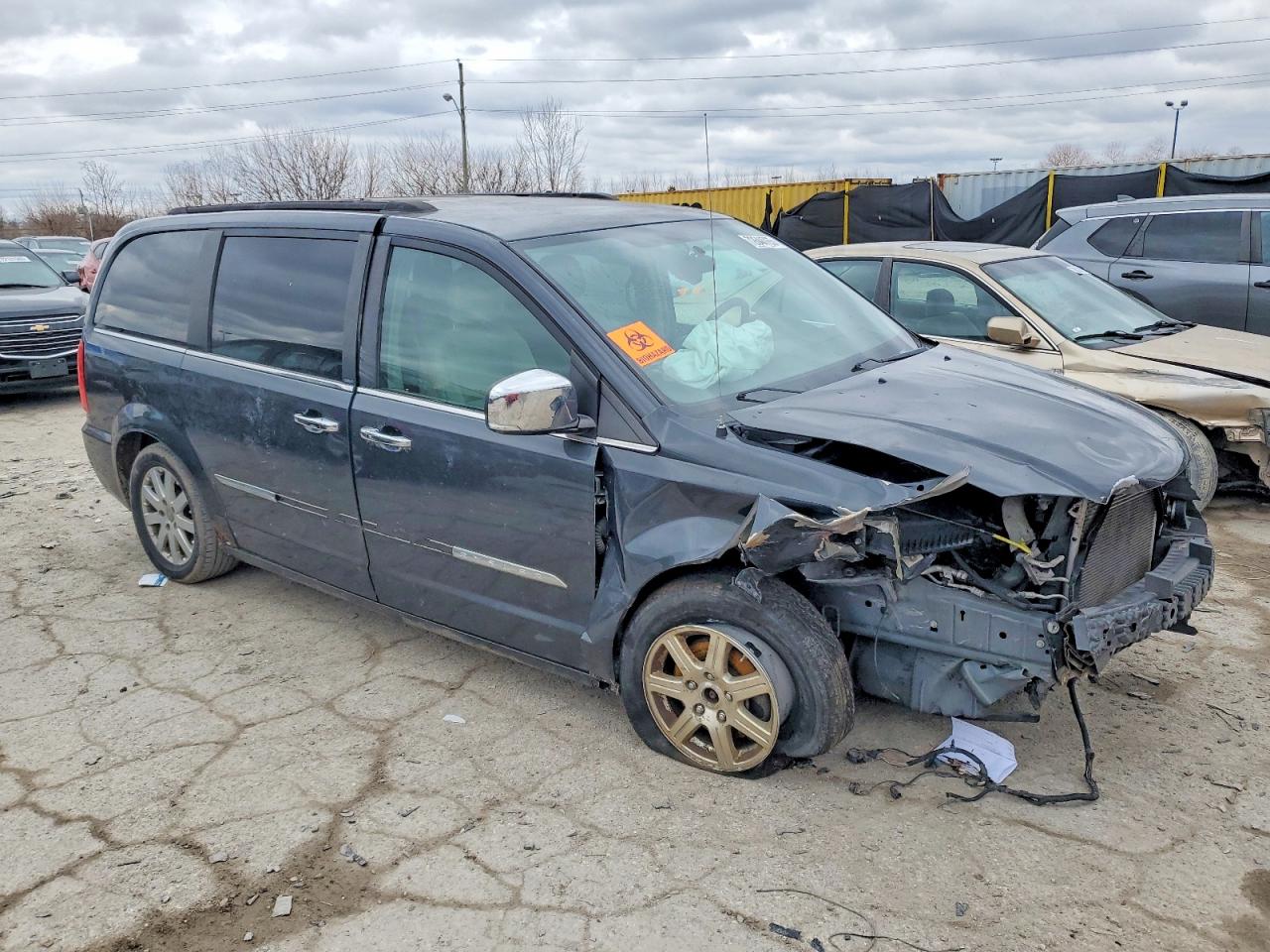 Chrysler Minivan Touring L