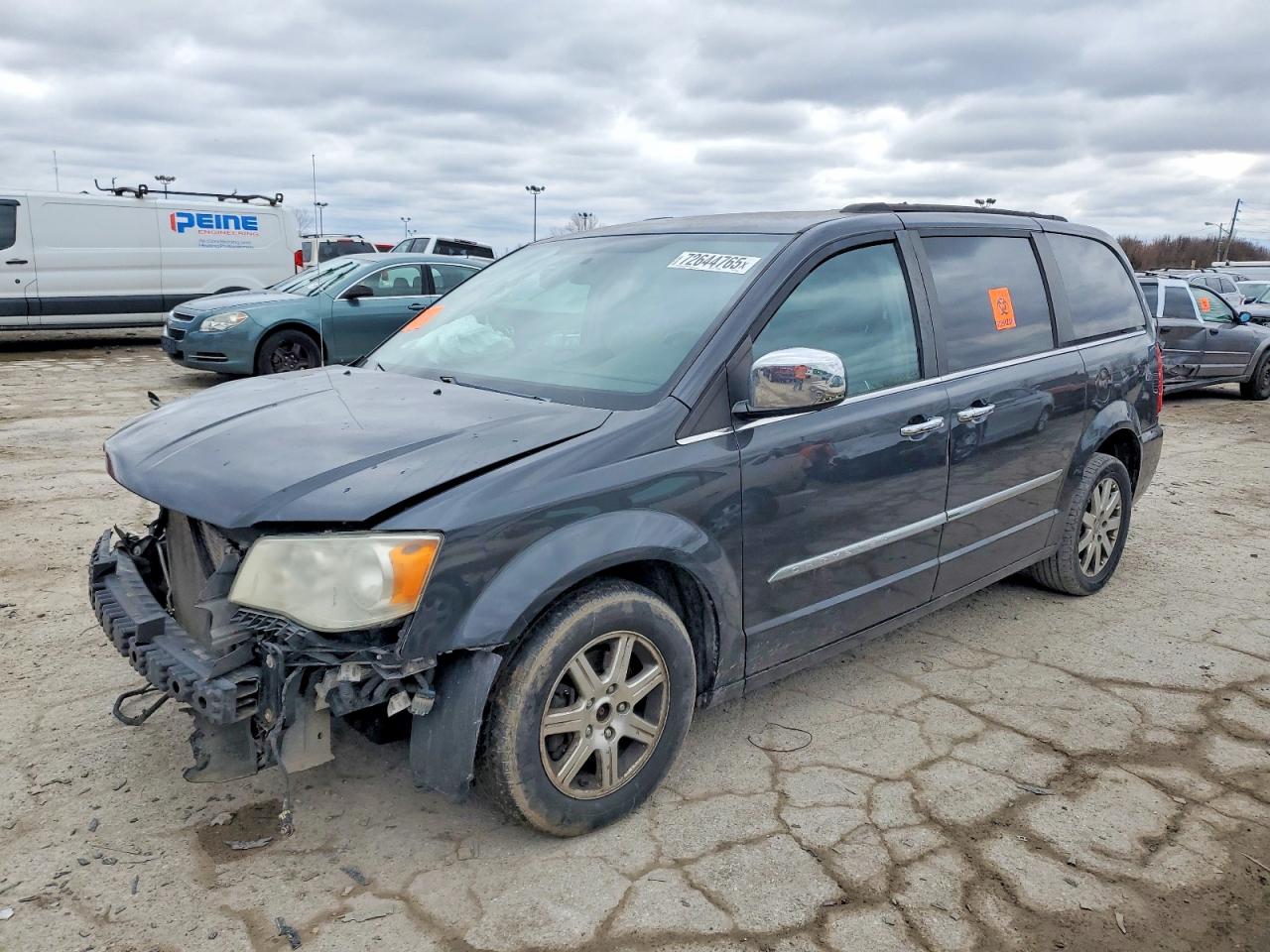 Salvage Chrysler Minivan Image