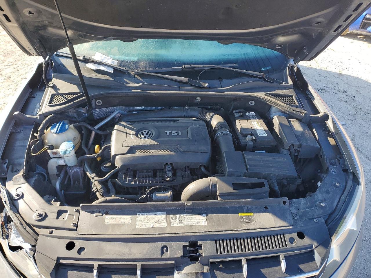 Volkswagen Passat S