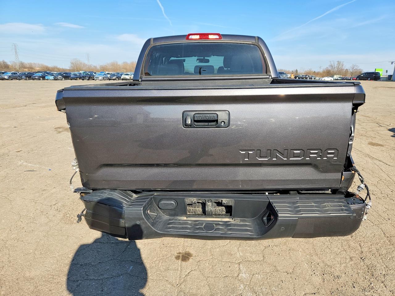 Toyota Tundra Crewmax Sr5