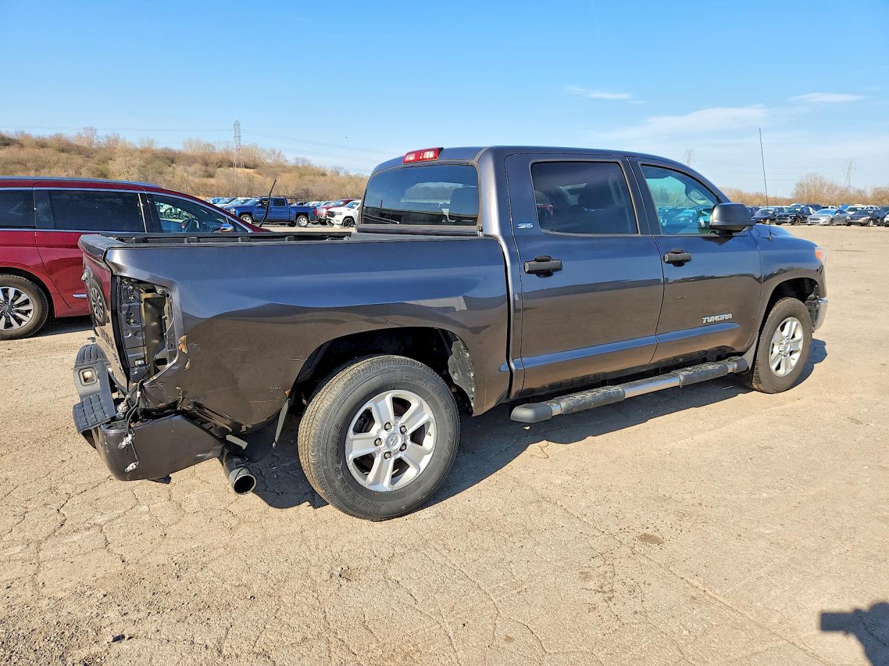 Toyota Tundra Crewmax Sr5