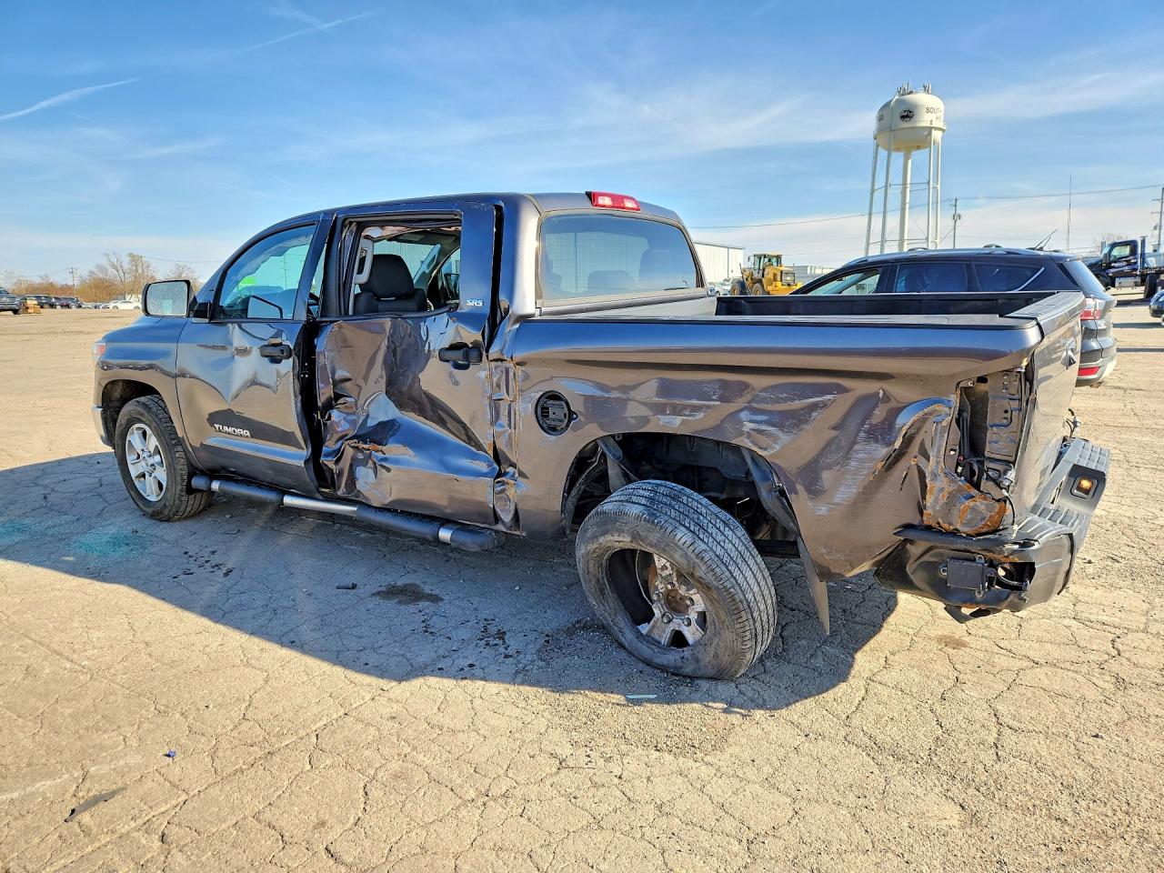 Toyota Tundra Crewmax Sr5