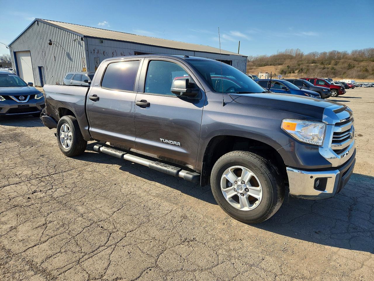 Toyota Tundra Crewmax Sr5