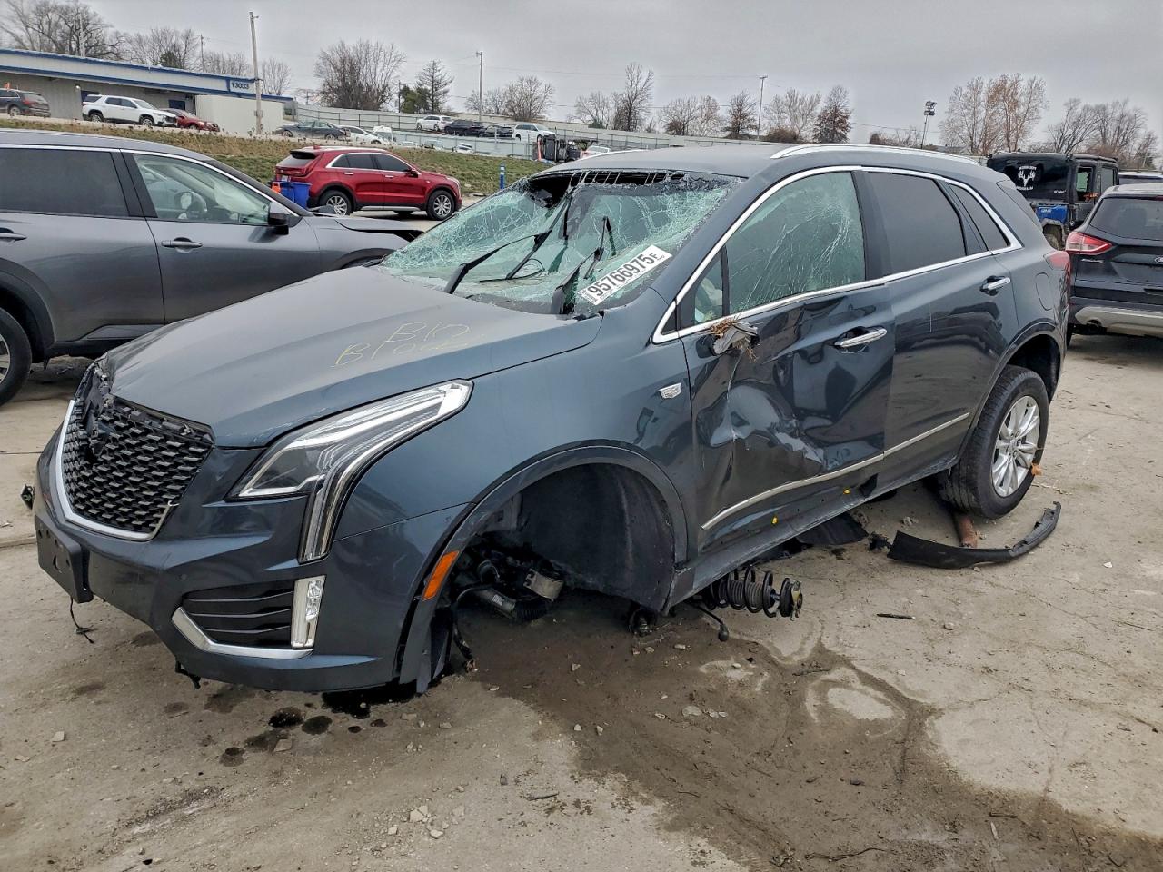 Salvage Cadillac XT5 Image