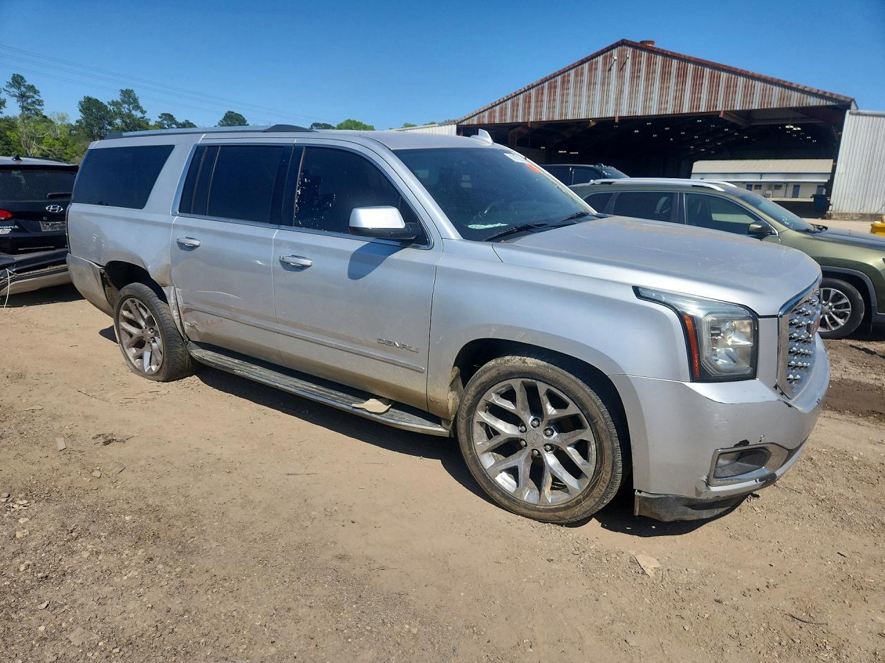 GMC Yukon Denali