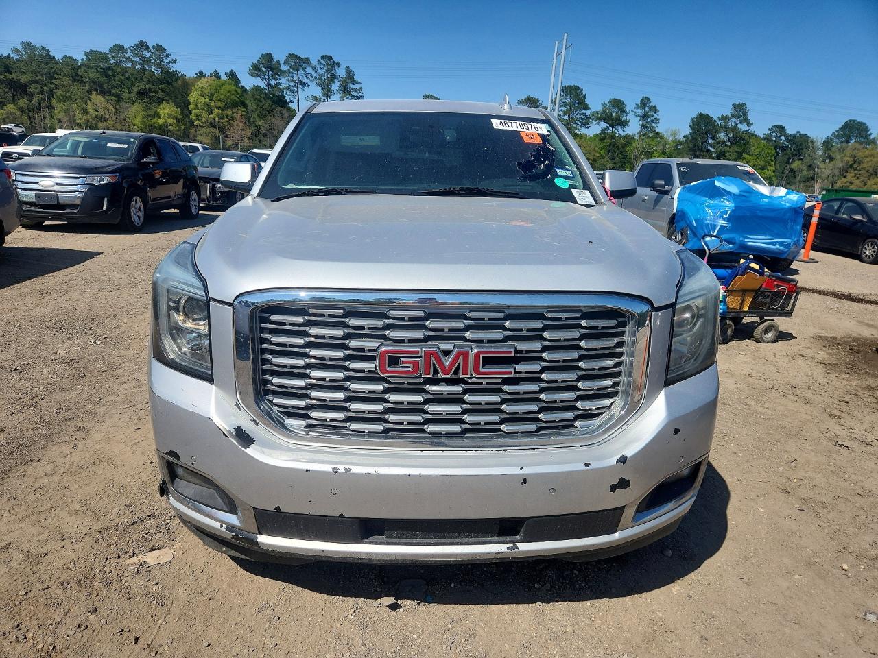 GMC Yukon Denali