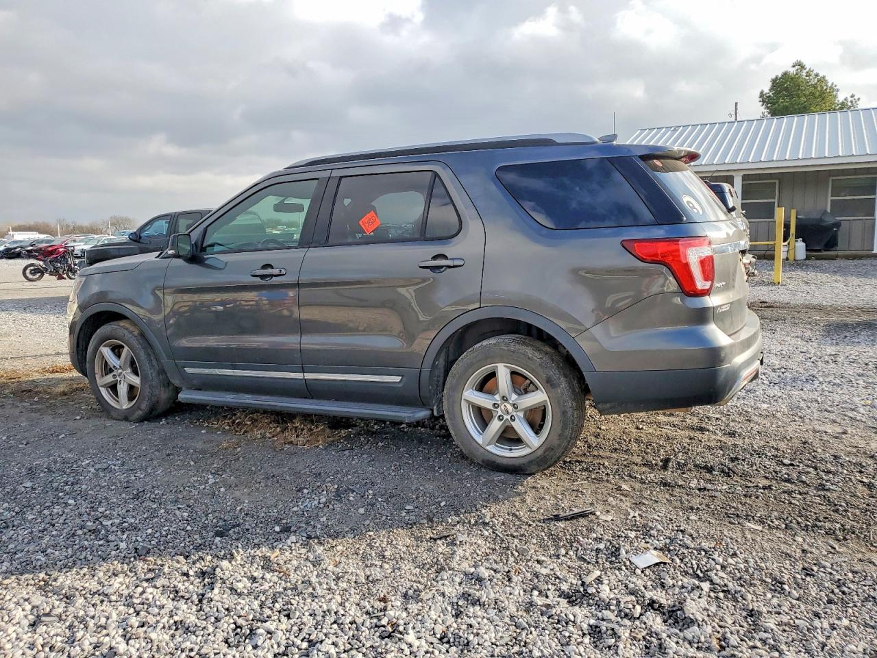 Ford Explorer Xlt