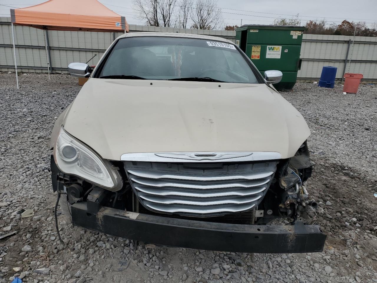 Chrysler 200