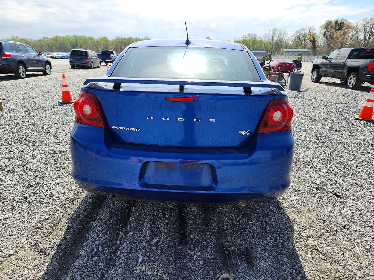 Dodge Avenger