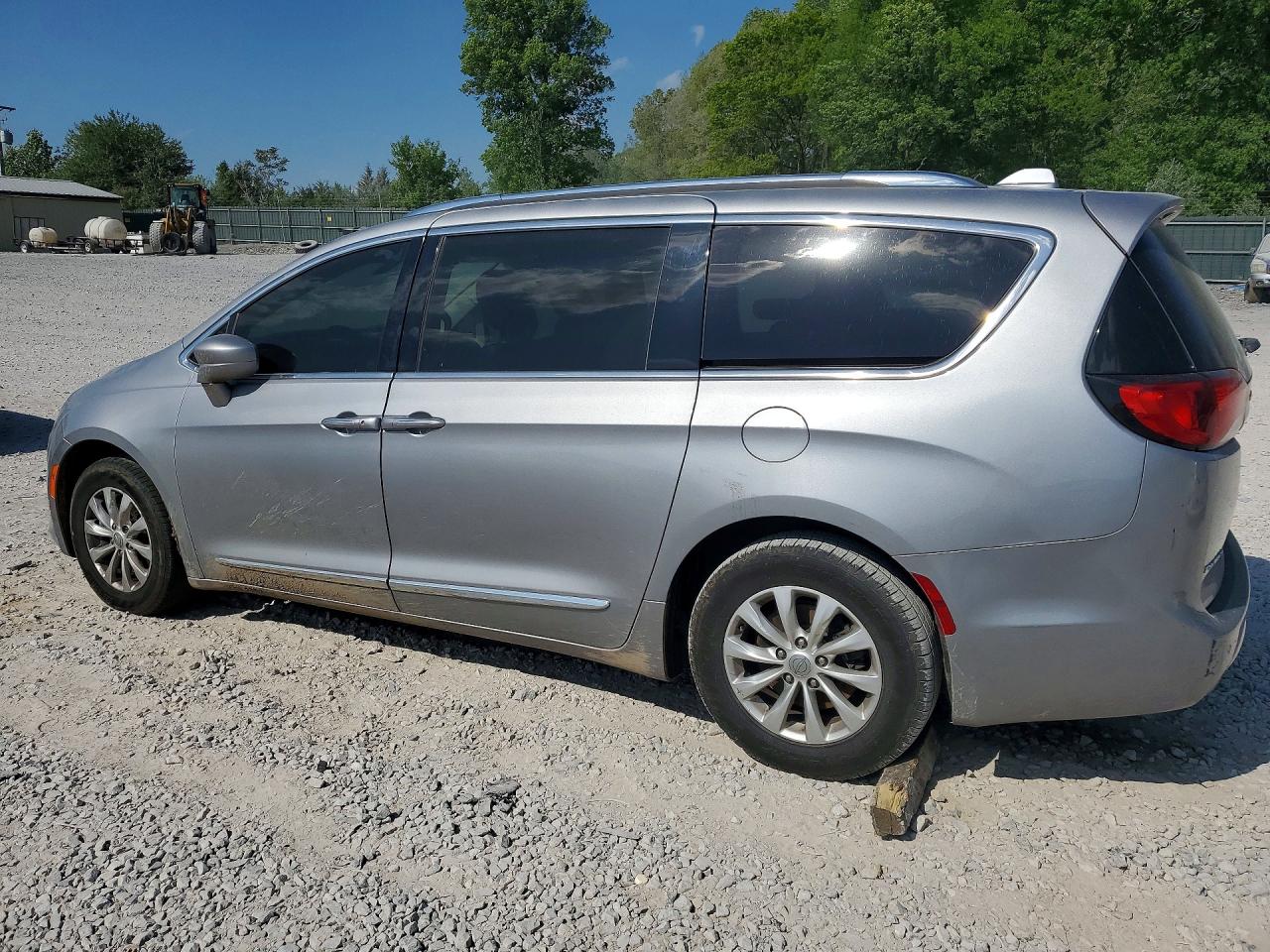 Chrysler Pacifica Touring L