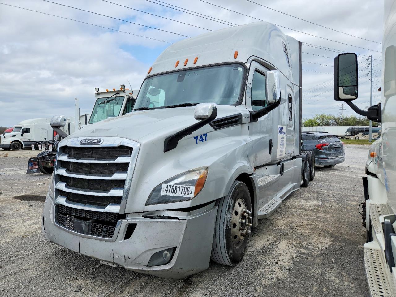 Freigliner Cascadia 126