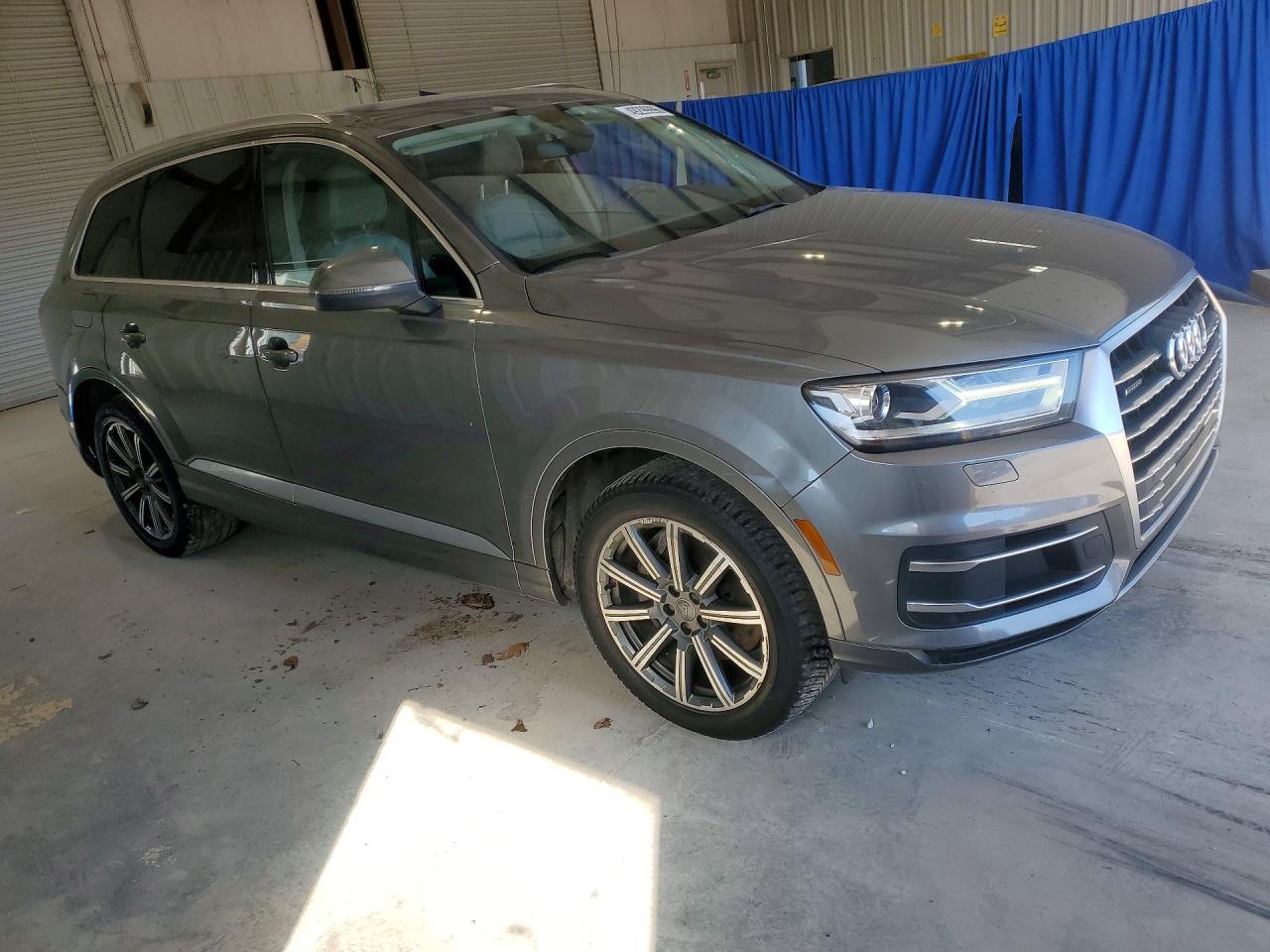 Audi Q7 Premium Plus