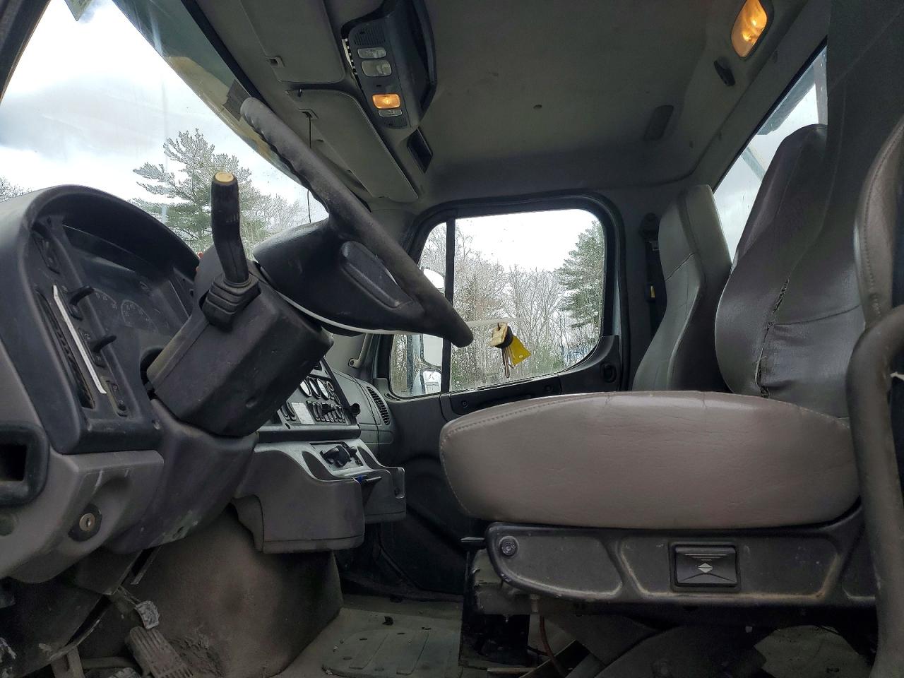 Freightliner 114sd
