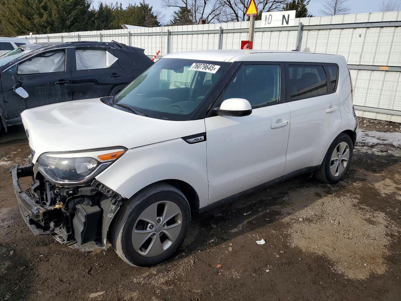 Salvage Kia Soul Image