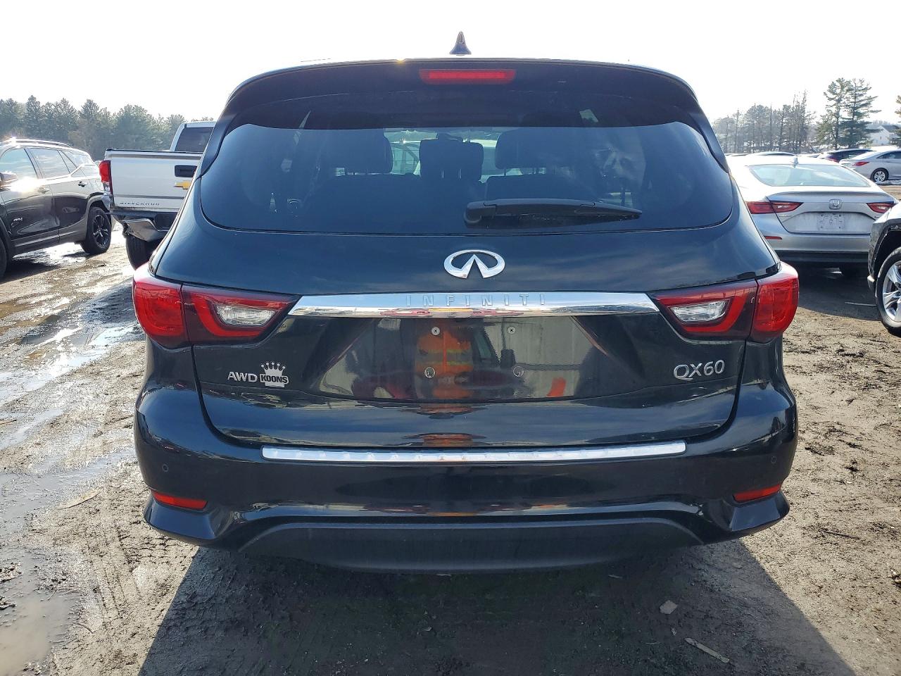INFINITI Qx Luxe