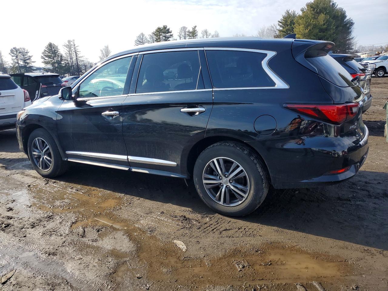 INFINITI Qx Luxe