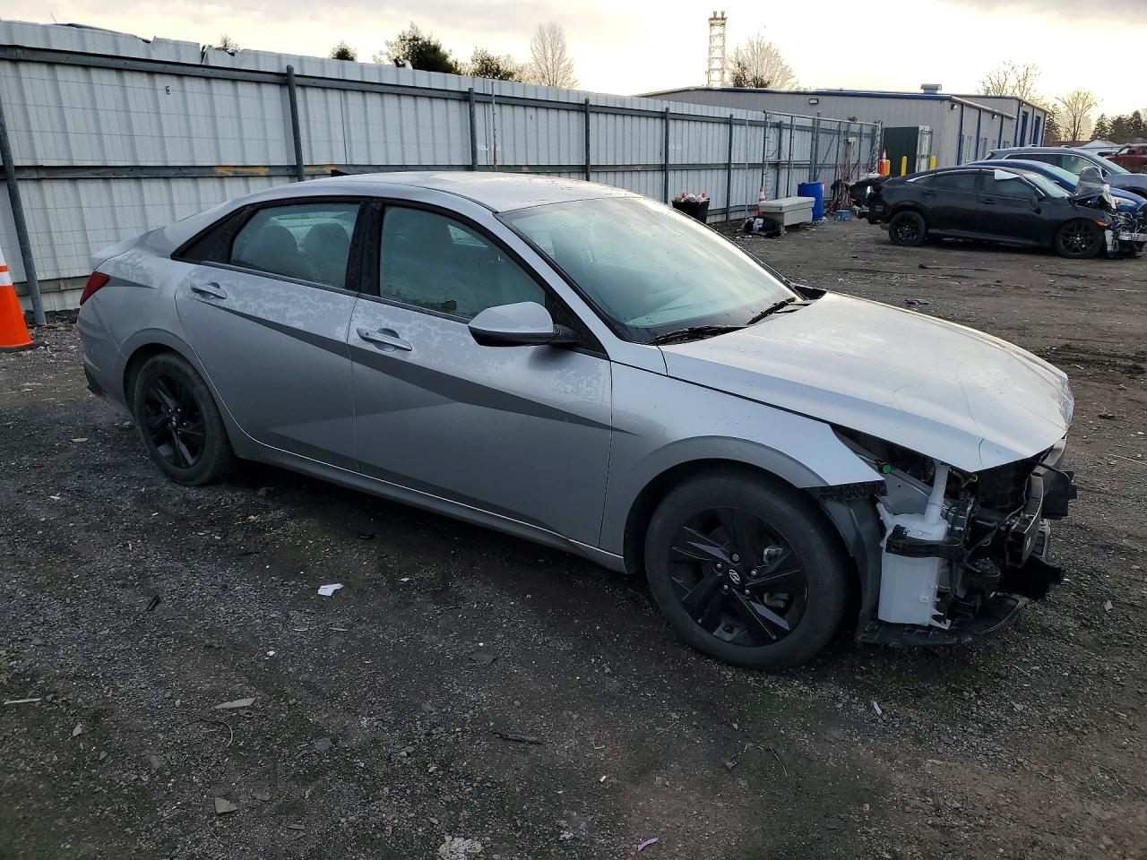 Hyundai ELANTRA Sel