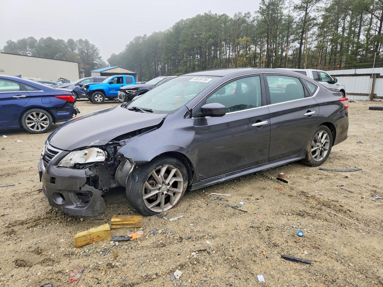 Salvage Nissan Sentra Image