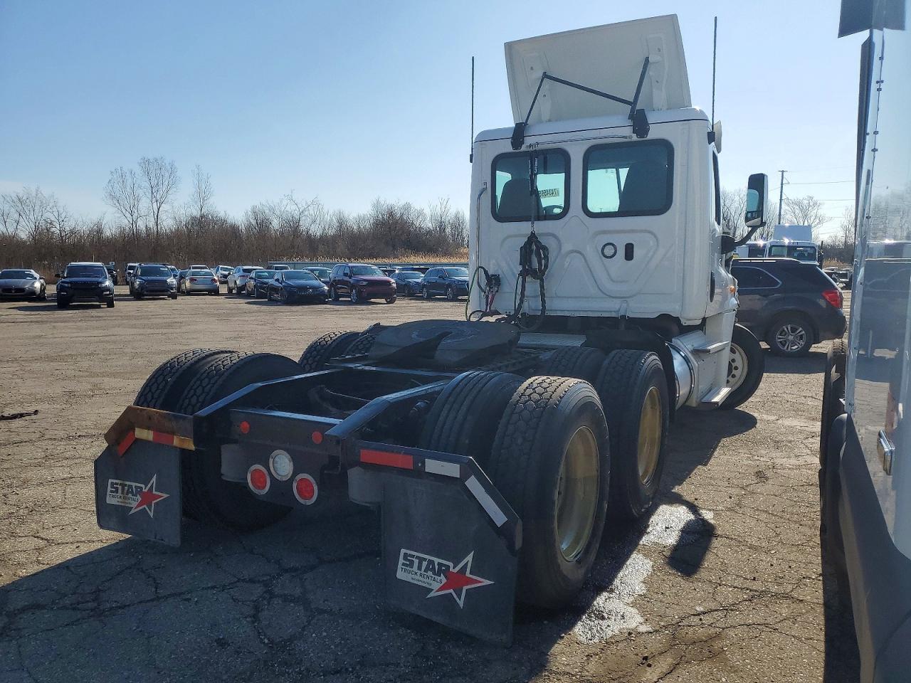 Freightliner Cascadia 125