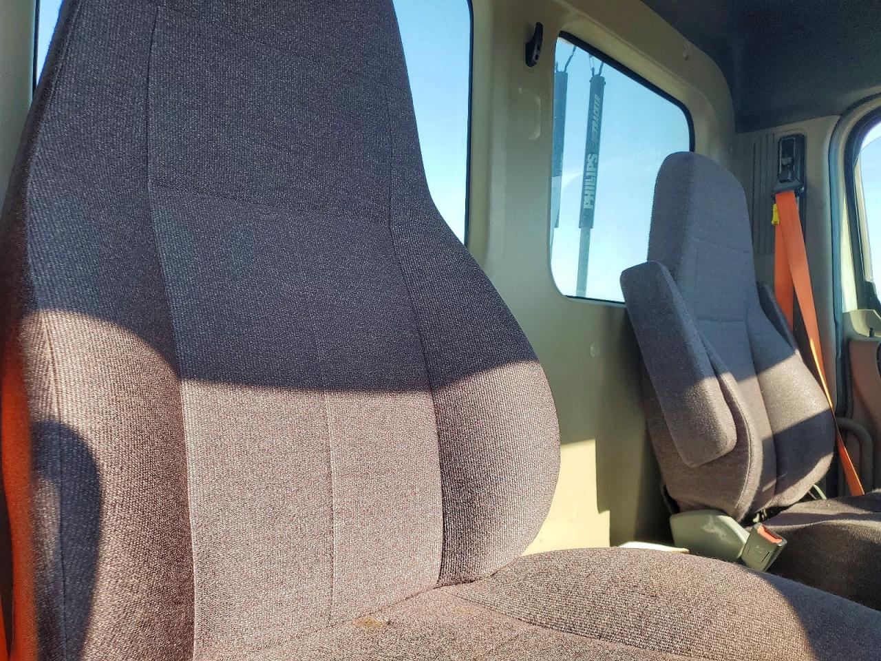 Freightliner Cascadia 125